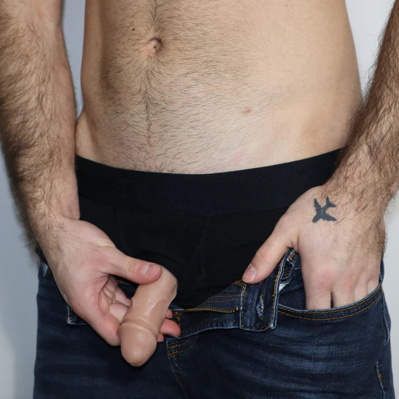 A model holding MT1